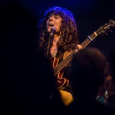trishl_nwn's tweet image. #Hungerford about to celebrate #JoniMitchell masterpieces from the late 70s with #Hejira - grab a ticket ⁦@NewburyToday⁩ 👉 tinyurl.com/mrx7zzw2 🎤😎