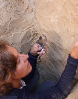 Thrilled to announce that Dr Kathryn Fitzsimmons @loess_kathryn will be joining @MonashEAE @Monash_Science. Kathryn, currently Professor of Terrestrial Sedimentology at the University of Tubingen, is an expert in past climates, environments and human-environment interactions.