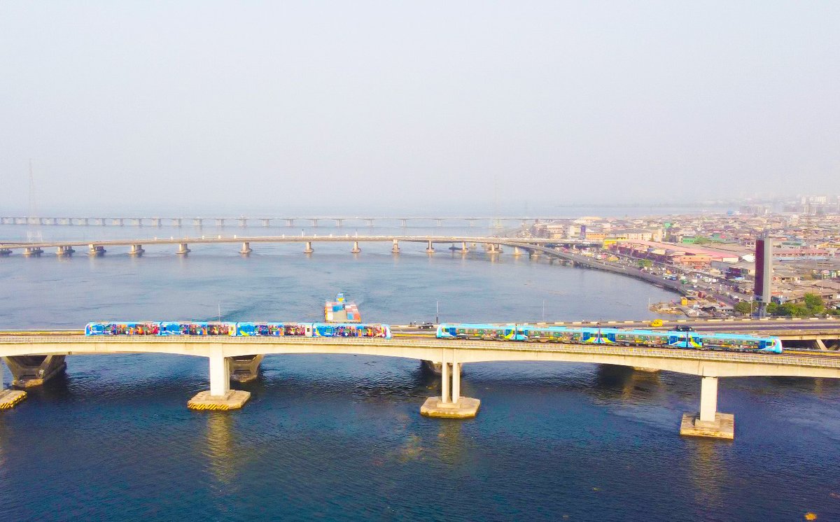 JohnCCECC's tweet photo. Phase I of Lagos Light Rail Blue Line, operated by #CCECC, has run safely for 219 days, transporting 1 million+ passengers on 9,322 trains. With 100% on-time performance, it eases transportation pressure and offers a greener, safer option for Lagos residents. @Mr_JAGs https://t.co/jhL9vrKEHX