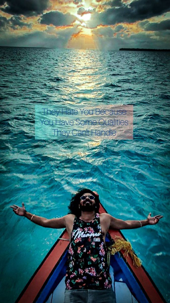 verse_wars's tweet photo. 🌊..............                                        Beach/Bandi/Bantai  .......matlab million wala shot 

#Emiwaybantai 
#Machayenge 
#onehairebhai https://t.co/Wki97HQn3a