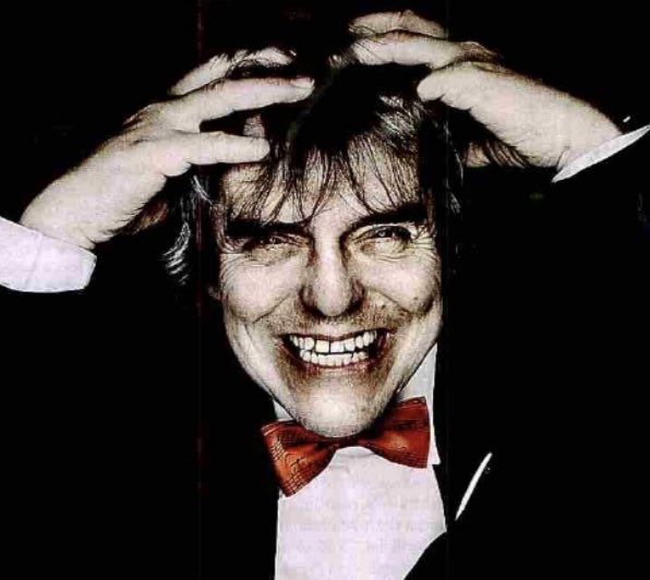 Roberto Antoni, conosciuto anche come Freak Antoni e Beppe Starnazza e Astro Vitelli (Bologna, 16 aprile 1954 – Bentivoglio, 12 febbraio 2014)
#skiantos