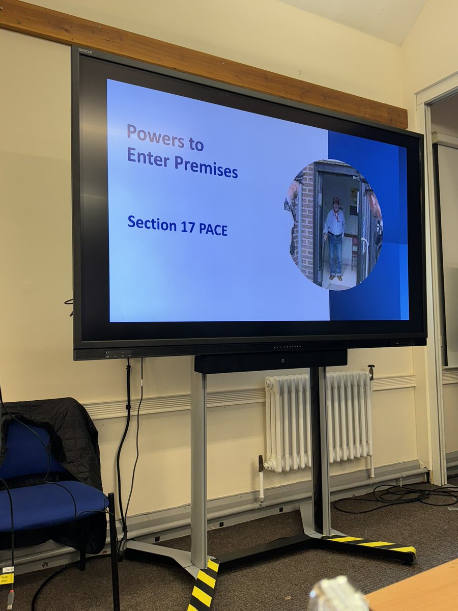 aidansev202's tweet photo. Law Day 2 done and dusted this weekend just gone.

There’s lots of information to be taken in and still lots to be learnt over the rest of the course. All very new and different information to what I knew as a PCSO but it’s a great learning development. https://t.co/nunBcE21f6