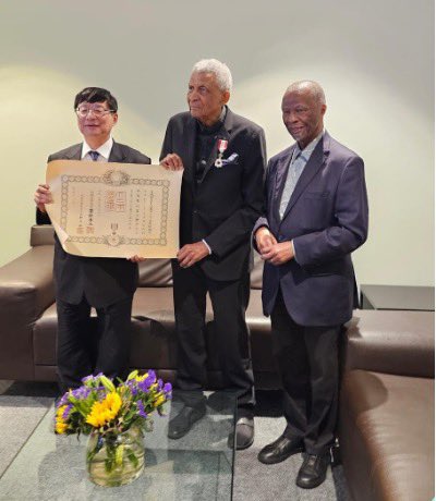 President Mbeki & Mrs Mbeki present to congratulate the Living Legend, Abdullah Ibrahim as Ambassador of Japan, H.E. Mr Shigeru Ushio, acting on behalf of His Majesty, the Emperor of Japan, handed over to the jazz pianist the Order of the Rising Sun, Gold and Silver Rays.