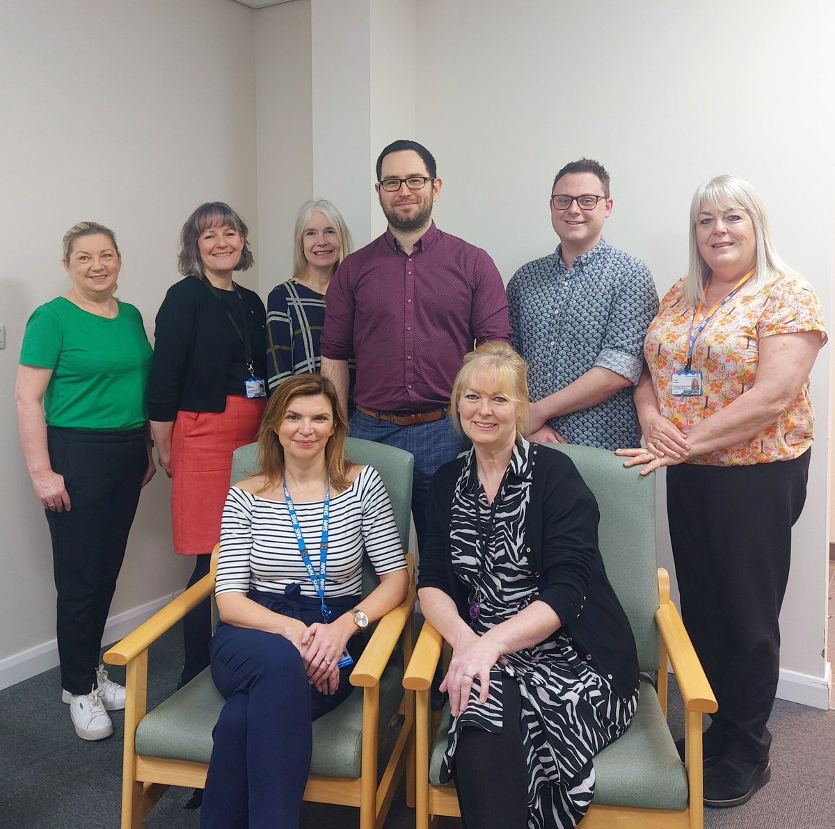 HullHospitals's tweet photo. The Cancer Psychological Team is holding an Emotional #Wellbeing Day on Tuesday 30th April at the Queen's Centre, Castle Hill Hospital. Join them anytime from 8am to 4pm for advice, signposting and details of LOCUS, a new support group for relatives of those living with #cancer. https://t.co/7miDvjZZGu