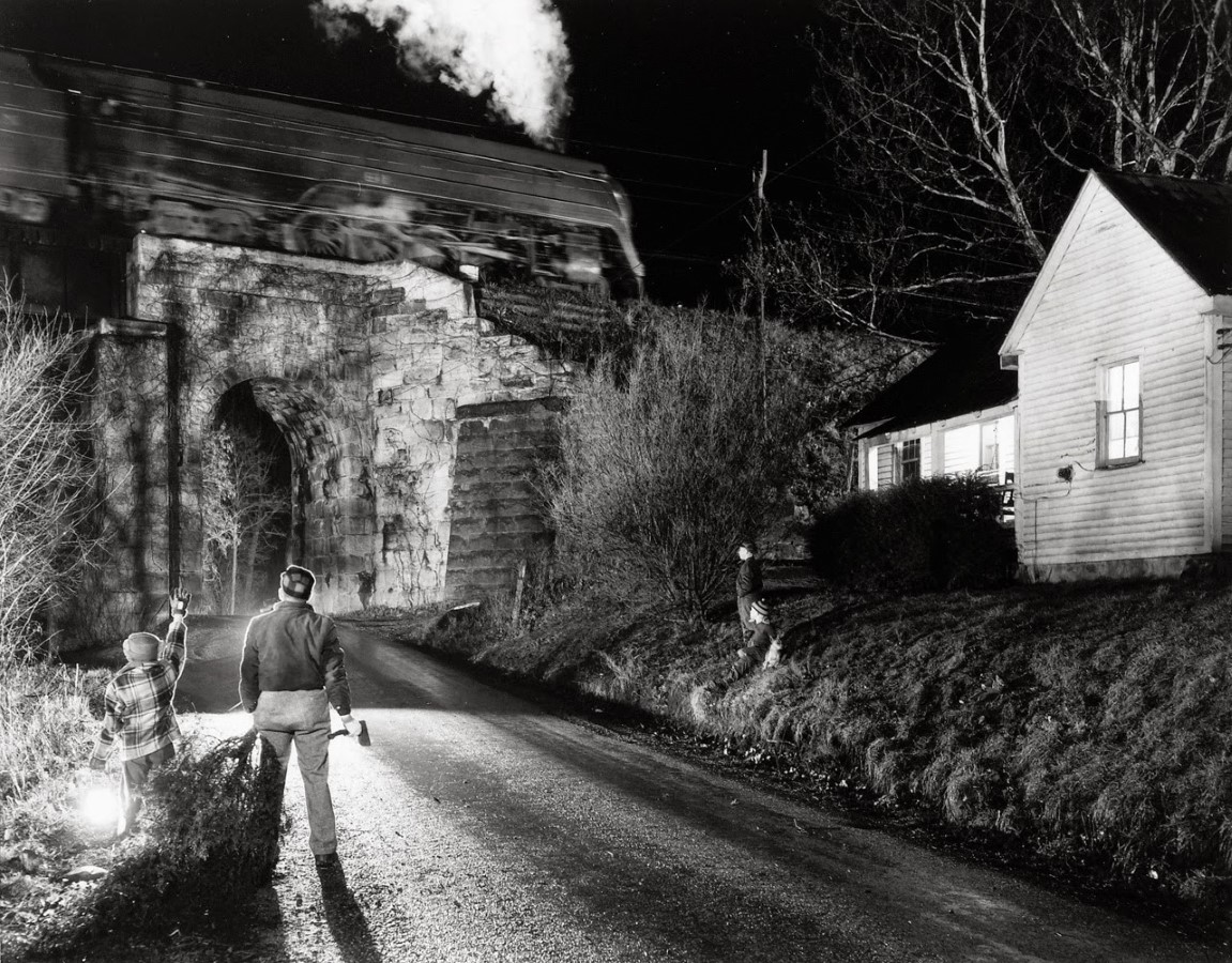 'I remember the sound of the passing train As it rolled through the night in the pouring rain And the touch of a hand and the way she said 'Goodbye'.' Remembering Gerry Rafferty, born on this day in 1947 📷 Ogle Winston-Link