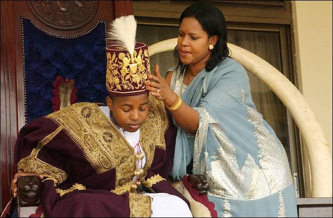 Happy birthday to the greatest King on Earth, Omukama Oyo Nyimba Kabamba Iguru Rukidi iv. LongLive my King 👑