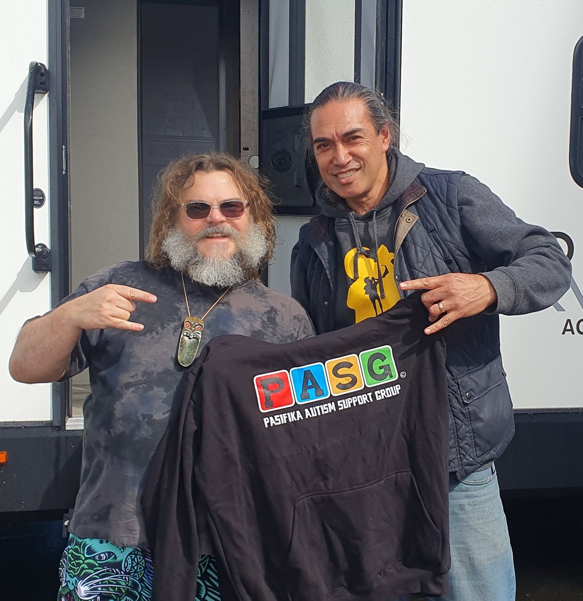 Pop_Islander's tweet image. Beautiful human beings Jason Momoa, ocean protector, champion of Pacific Peoples &amp;amp; the most kindest, humblest Jack Black get behind Autism Awareness Month.Thank you for raising Autism Awareness &amp;amp; Acceptance this month wìth the Pasifika Autism Support Group! #AutismAwarenessMonth