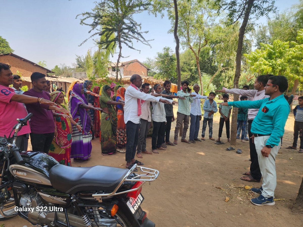 113- પેટલાદ વિધાનસભામાં સમાવિષ્ટ અરડી ગામમાં મહિલા પુરુષ મતદાનમાં 10 ટકાથી વધુ તફાવત ધરાવતા બુથ પર મતદાન જાગૃતિ કાર્યક્રમ તલાટી કમ મંત્રીશ્રી તથા BLO શ્રી દ્વારા કરવામાં આવ્યો.

#ecisveep #eci #deshkagarv #Election2024 #chunavkaparv #ivote4sure #yourvotecounts #ceogujarat