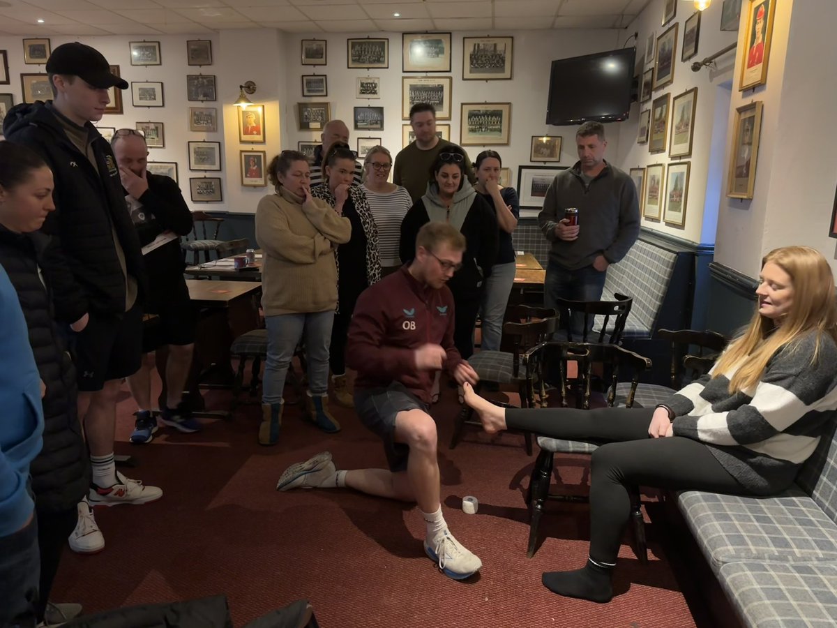 TenbyUTDRFC's tweet photo. A big thanks to Owain from the @scarlets_rugby and the @WelshRugbyUnion for funding our Medical Awareness and Strapping course held for coaches and managers last night.

#oneclub #seasiders

🔴⚫️🔴⚫️🔴⚫️🔴⚫️🔴⚫️🔴 https://t.co/6Lv9YTQG9n