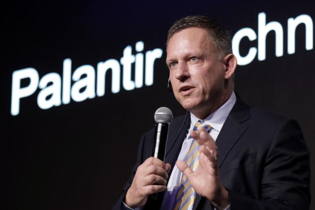 💉 Peter Thiel is betting big on senolytics to treat aging! His investment in Unity Biotechnology highlights the potential of eliminating senescent cells to combat age-related disease. A powerful approach to extending healthspan & improving quality of life! 
#senolytics #aging