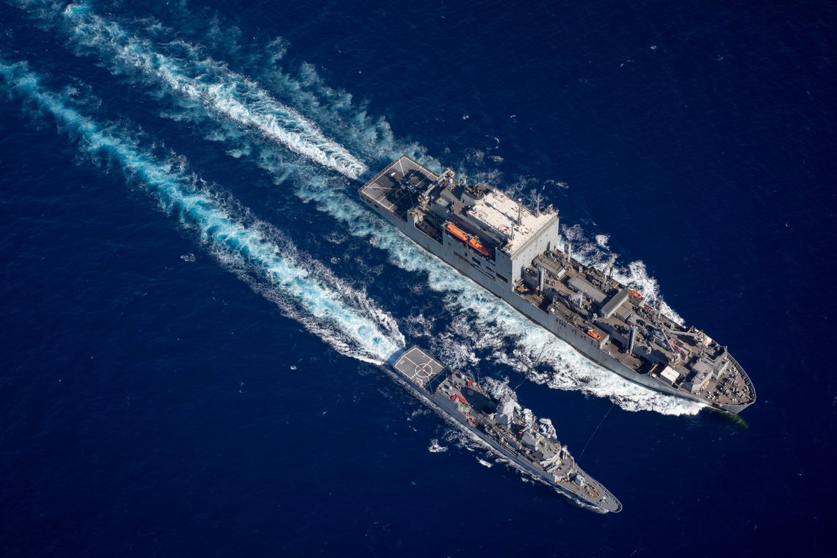 #AusNavy frigate #HMASWarramunga replenishes at sea with @MSCSealift #USNSWallySchirra while operating with @MarineNationale frigate #FSVendemiaire during an #IndoPacific regional presence deployment. 🚢 #FriendsPartnersAllies #StrongerTogether.