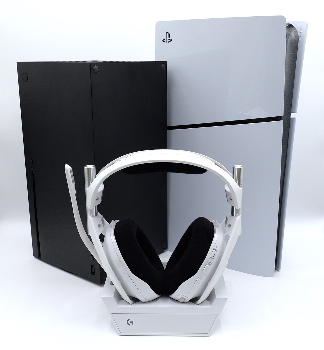 game_watch's tweet photo. ゲーミングヘッドセット「A50 X」レビュー PS5とXbox SXの“映像＆音声”を簡単切り替え！ ゲームが捗る「PLAYS… https://t.co/OnuUFAECSi #ロジクールG #ASTROFamily #A50X https://t.co/SAlaRk2BzP