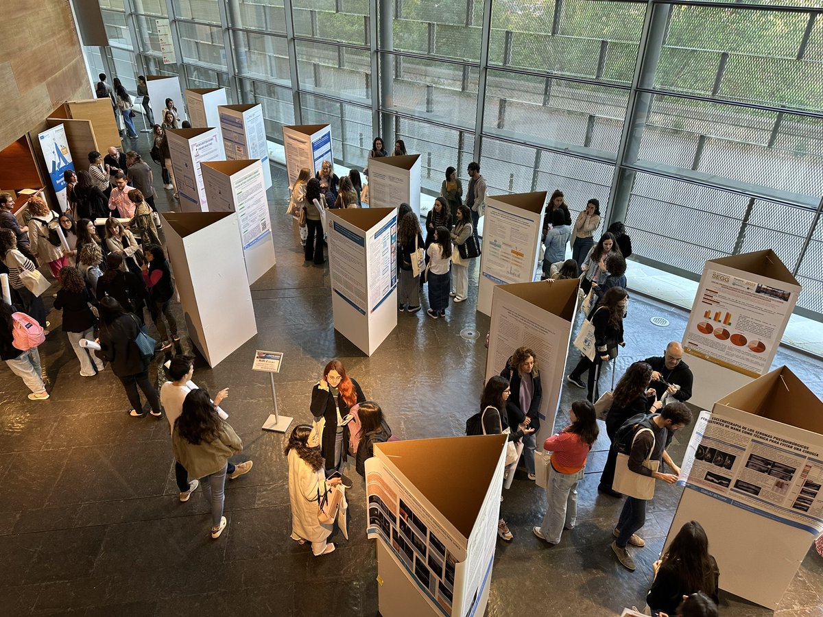 🩺🔬 Comença la III Jornada Gironina de Recerca per Residents @mutualmedica al <a href="/palco_gi/">Palau de Congressos de Girona</a> ! 🙌

👉Amb el patrocini de <a href="/MutualMedica/">MutualMédica</a> i <a href="/ACMSGirona/">ACMSG</a> i la col·laboració de @girona_cat i <a href="/palco_gi/">Palau de Congressos de Girona</a> 

<a href="/htrueta/">Hospital Trueta</a> <a href="/icsgirona/">ICS Girona</a> <a href="/iasgirona/">Institut d’Assistència Sanitària</a> <a href="/CorpoSalutMS/">Corporació de Salut del Maresme i la Selva</a> <a href="/HospiFigueres/">Fundació Salut Empordà</a> <a href="/_ssibe/">SSIBE</a> <a href="/hospiolot/">F. Hospital d'Olot</a>