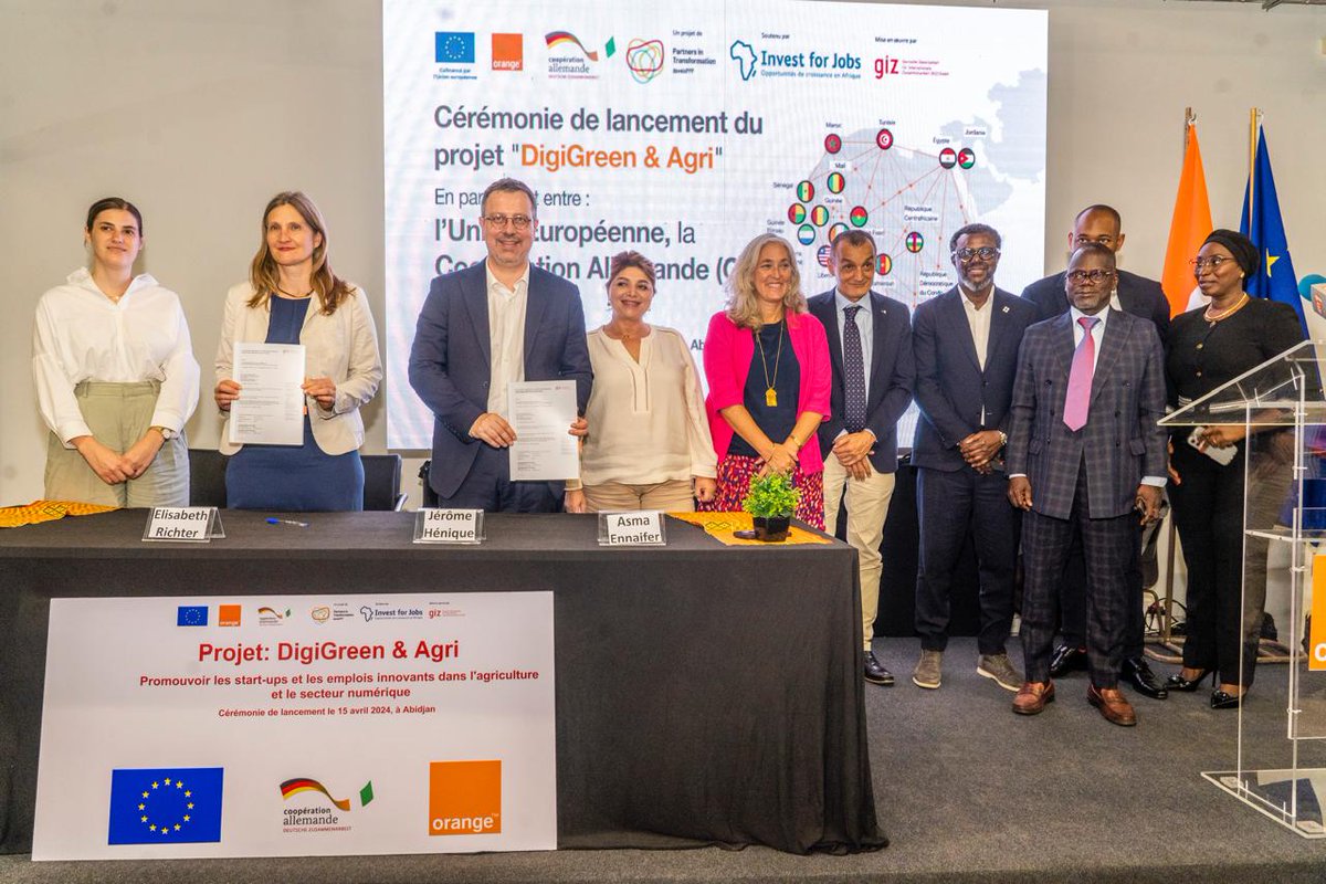 💫L’Union européenne @UEenCI, la Coopération Allemande (@GIZ_gmbh) et @orangeafrica lancent un partenariat stratégique pour soutenir la transformation numérique dans le secteur du #cacao durable et la #transition bas-carbone en Côte d’Ivoire à travers les #OrangeDigitalCenters!