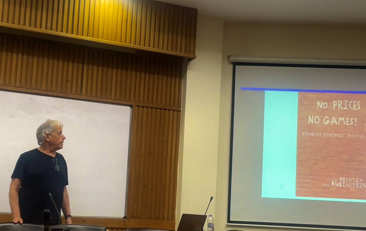nidhi_econ's tweet photo. Big thanks to Prof.@ArielRubinstein for the insightful talk at Econschool.. Had an amazing evening! :)  #EconTwitter https://t.co/vHCsvC9CQs