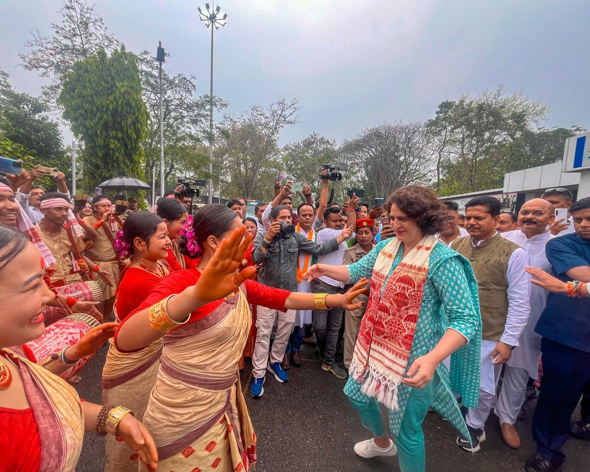 Welcome to Jorhat, @priyankagandhi Ji!