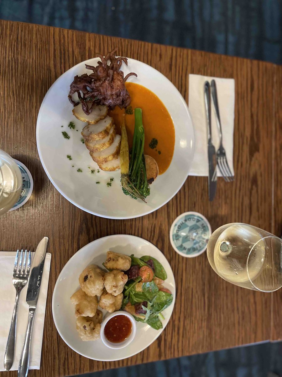 Time to book a date night and try our Chef’s Special featuring; Monkfish in a Wild Mushroom Sauce, served with tender stem Broccoli &amp; Heritage Carrots. 

Reserve your table ~ ow.ly/e9qk50RfPLB

🍽️🐟🍄 #ChefsSpecial #GourmetExperience #CorkIreland #CorkCity