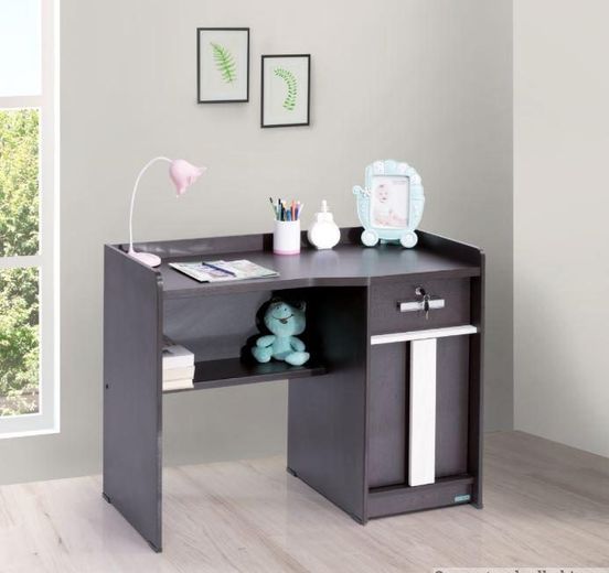 AbuCarpentry's tweet image. Maximize productivity with our stylish #StudyTables! From sleek modern designs to classic elegance, find the perfect match for your workspace. Explore now!
Call Now: +97156-600-9626 Email: info@carpentryabudhabi.com
Visit: carpentryabudhabi.com/study-table/