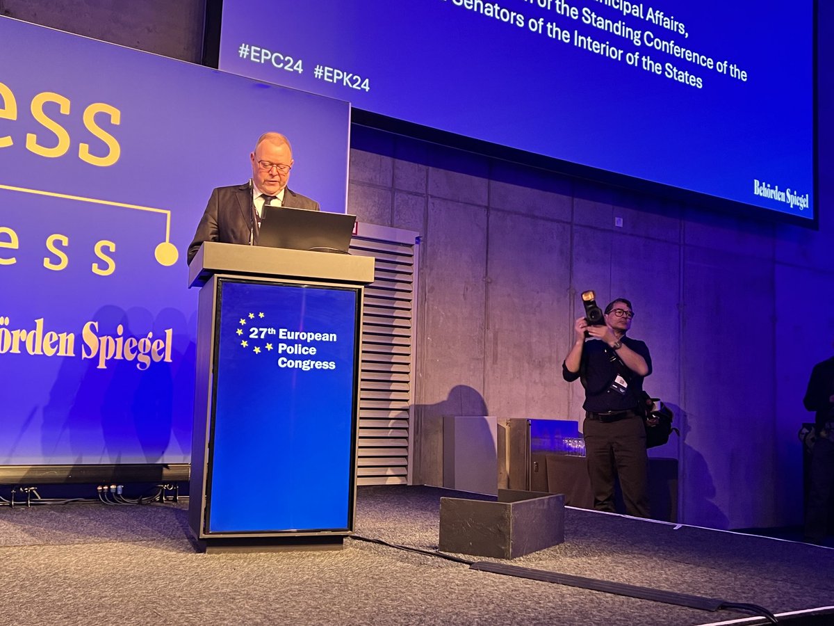 Uwe Proll tweet media