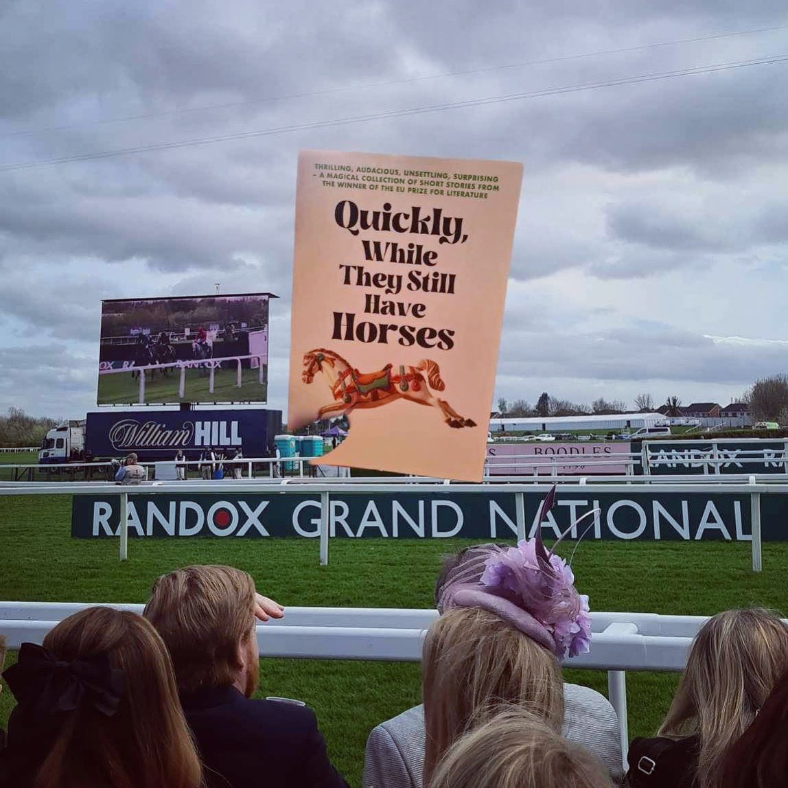 Actual footage from this weekend’s Grand National. Thanks for capturing this historic moment @HilaryCopeland #TheyStillHaveHorses in Aintree