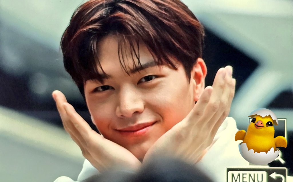 KKOKKO_1122's tweet image. 240416 싱크로유 출근 프리뷰 #육성재
흐릿했던 여의도에 빛이 난다✨️