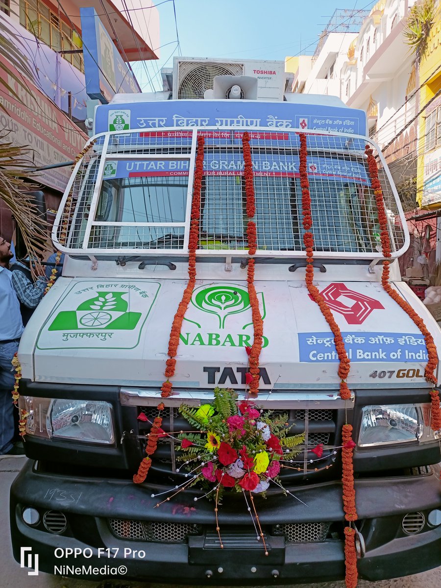 ubgbofficial's tweet photo. Mobile ATM van of our Uttar Bihar Gramin Bank. #ubgb #committedforruralupliftment #Muzaffarpur #Bihar #mobileatm #AtmVan #FinancialInclusion https://t.co/EcJJwwPzsc