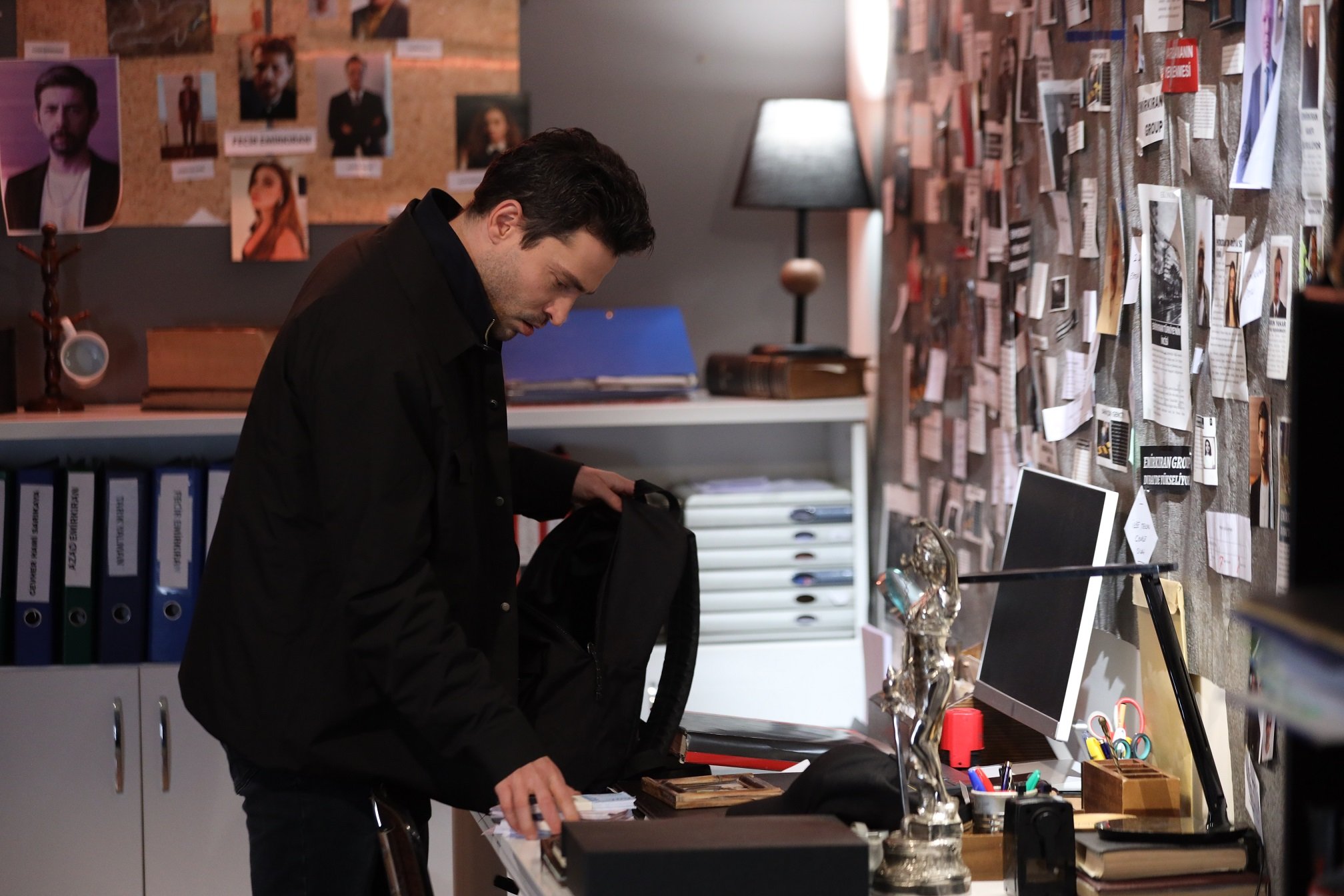 GLRL_u7WwAA0gmq?format=jpg&name=large