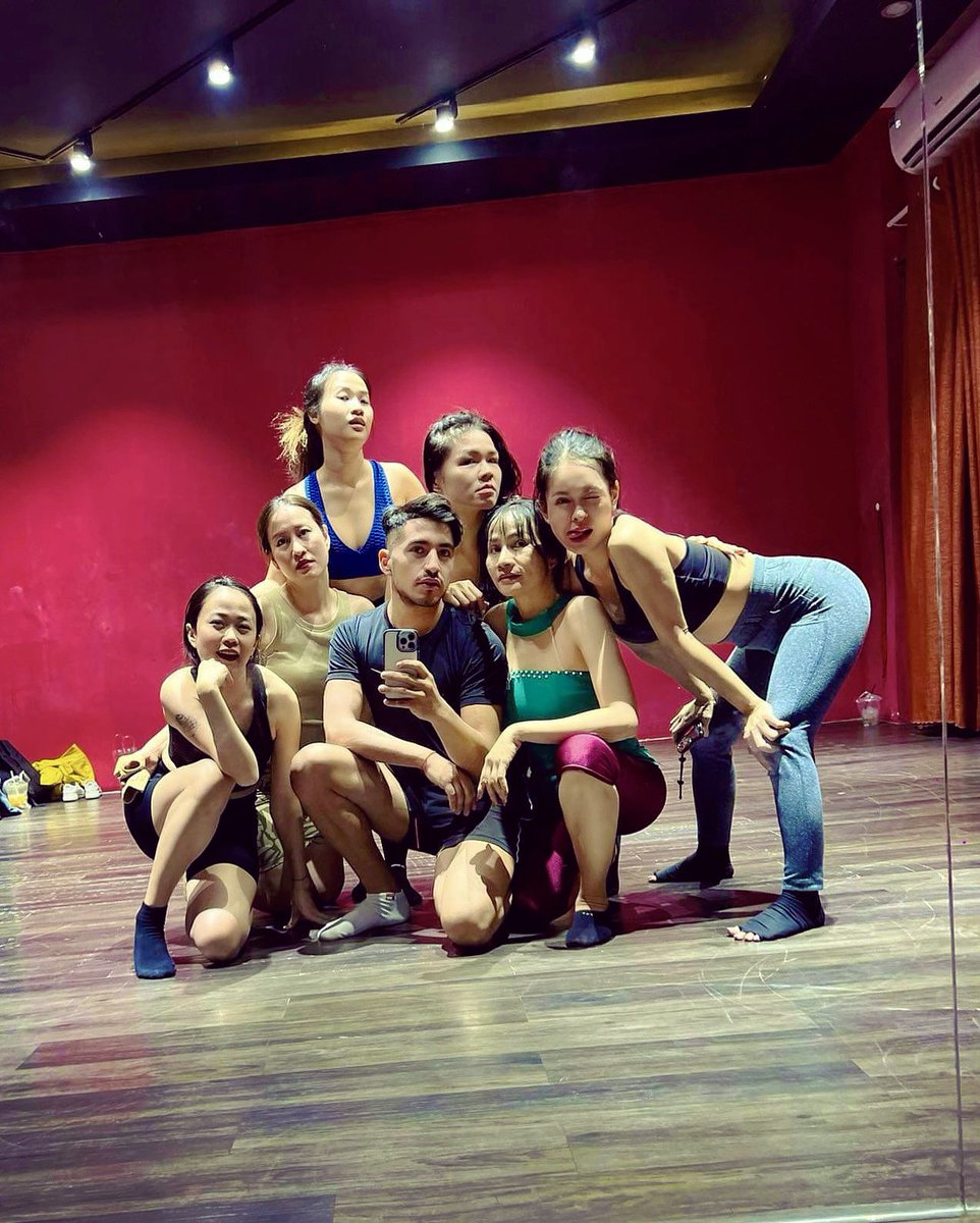 JKNGUYEN's tweet photo. Show me your sexy faces, 😆! 

#training-hard #learning-journey 

#Dancinglife #Saigon #Angentina https://t.co/7FQhRrlE0m