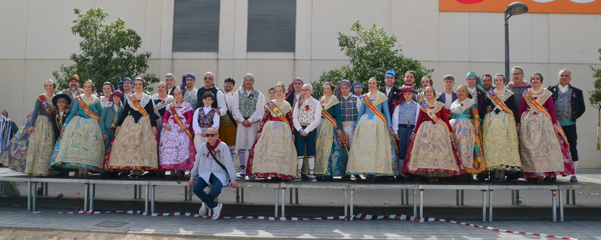 Falla374's tweet image. 💥 MASCLETÀ ESPECIAL SAN JOSÉ

El 19 de marzo es sinónimo de ruido y pólvora en la Avenida del Levante UD gracias a Benifap 😎 y nuestra Falla fue testigo de excepción de este gran disparo, de la Pirotecnia Vulcano 🧨