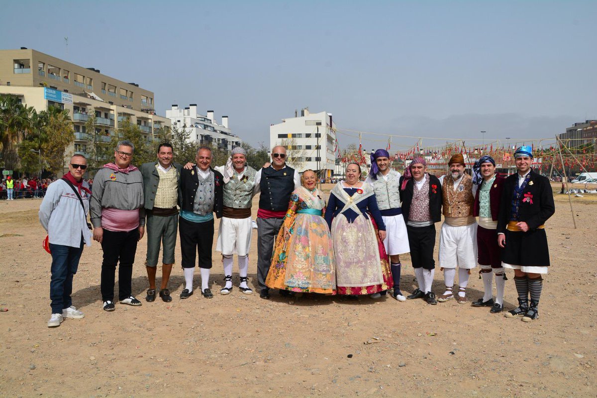 Falla374's tweet image. 💥 MASCLETÀ ESPECIAL SAN JOSÉ

El 19 de marzo es sinónimo de ruido y pólvora en la Avenida del Levante UD gracias a Benifap 😎 y nuestra Falla fue testigo de excepción de este gran disparo, de la Pirotecnia Vulcano 🧨
