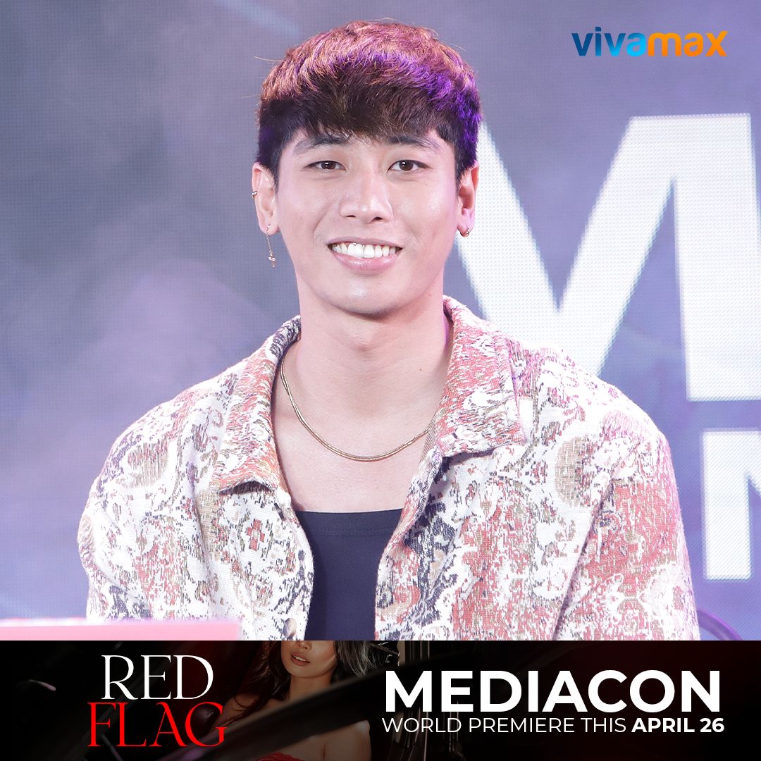 LOOK: Mon Mendoza at the Media Conference of the newest Vivamax original film, 'RED FLAG'. Abangan ang 'RED FLAG', World Premiere this APRIL 26 Only On Vivamax! #RedFlagMediaCon Pinakamasarap na #RedFlag!👉 vivamax.page.link/RedFlag Watch it first 👉vivamax.page.link/RedFlagEarlyAc…