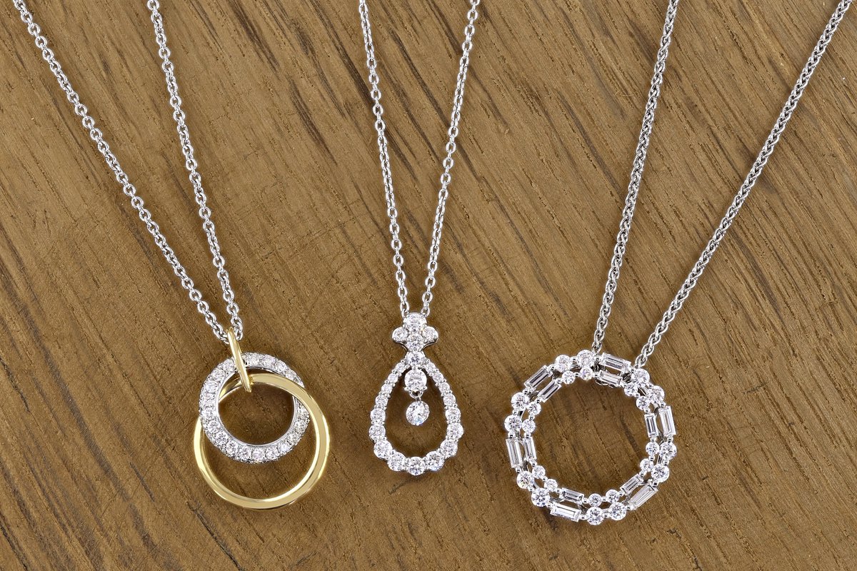 Wear your own sunshine if the real thing doesn’t show up again today...

#finejewellery #cheltenham #necklaces