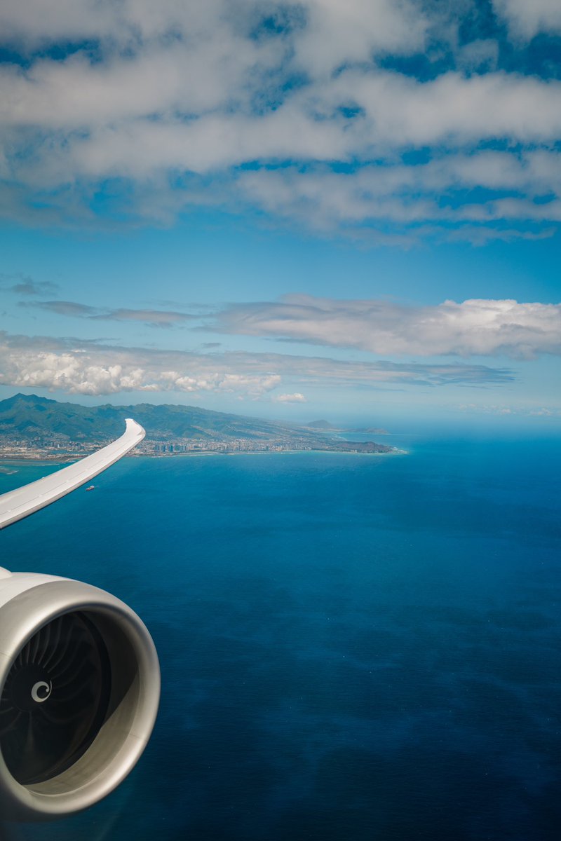 HawaiianAir tweet picture