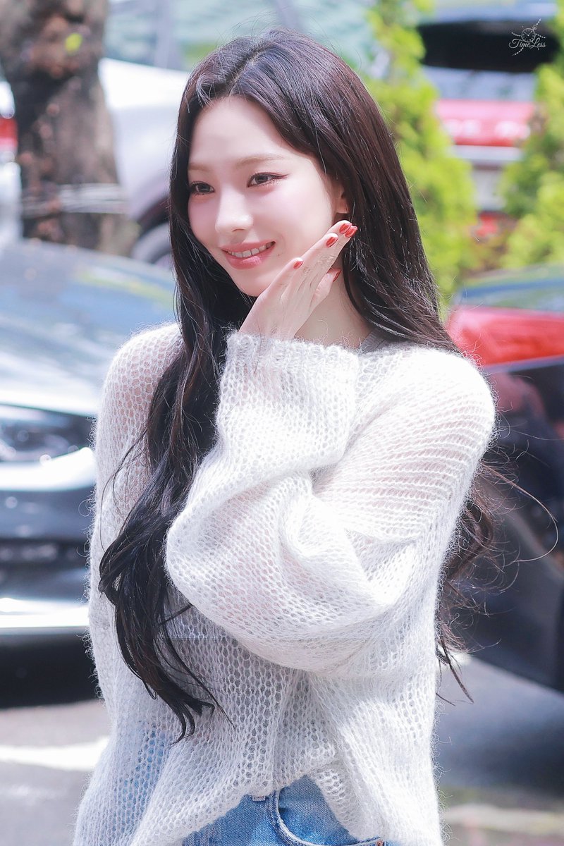 Time_Less_66's tweet photo. 240416

#aespa #Karina #에스파 #카리나 https://t.co/jrEbqWttF2