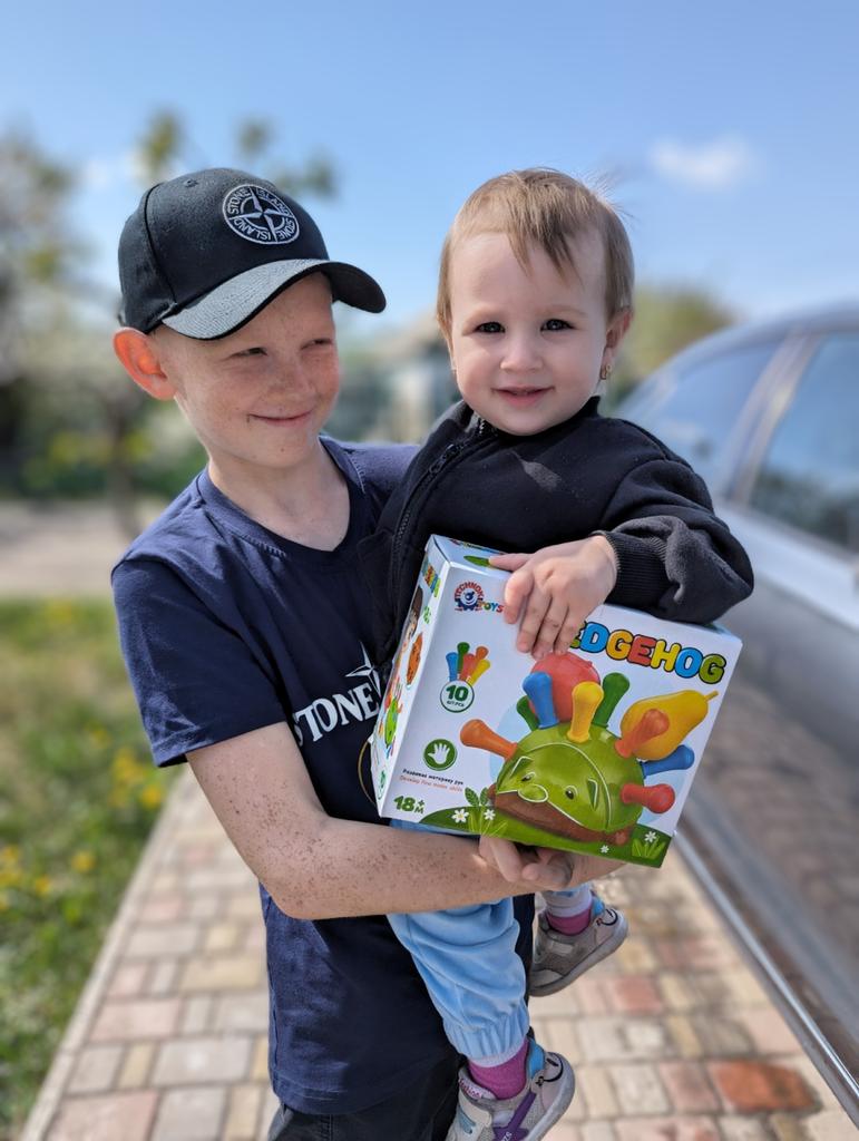 Eva says thank you for her gift. 💕

I'll share some updates on our sweet girl who lost her father to 🇷🇺 terrorists as soon as I can.

#ChildrenOfUkraine
#UkraineFrontLines