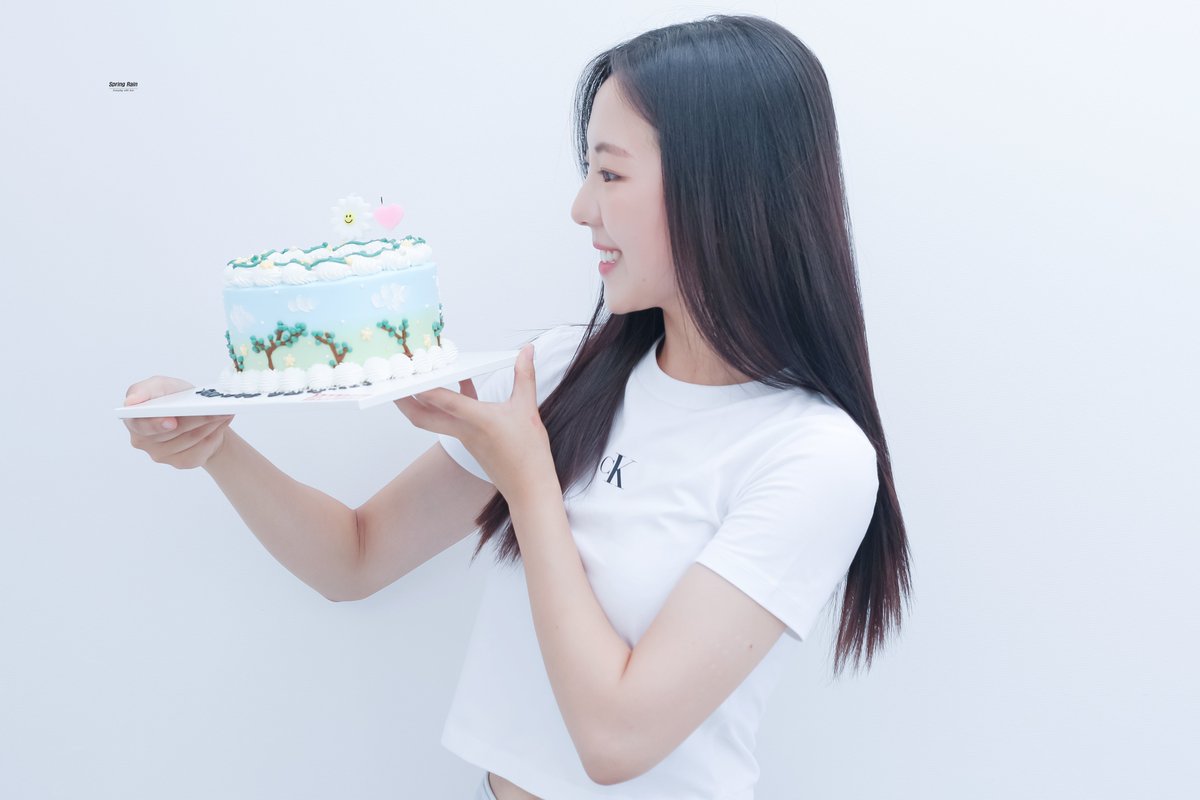 Spring_Rain0416's tweet image. EVERYDAY WITH SUN
HAPPY BIRTHDAY 나의 자랑 🌻

#공원소녀 #서경 #김서경