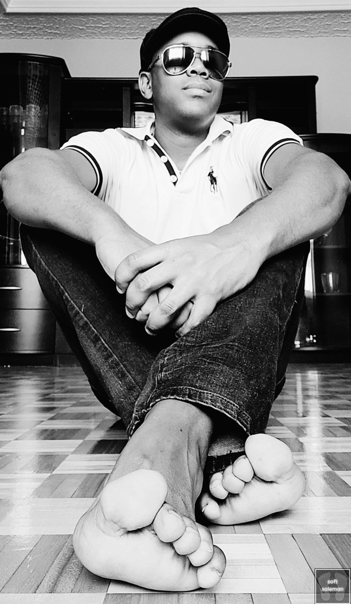 softsoleman's tweet photo. #softsoleman #malefeet #malesoles #piedsmasculins #softsoles #smoothsoles #manlysoles #soles #bigfeet #bigmalefeet #bigsoles #bigmalesoles #legendarymalefeet #legendarymalesoles #legendarysoles #plumpmalefeet #meatysoles #meatytoes #blackandwhite #noiretblanc #photography https://t.co/FP8ke9wNYi