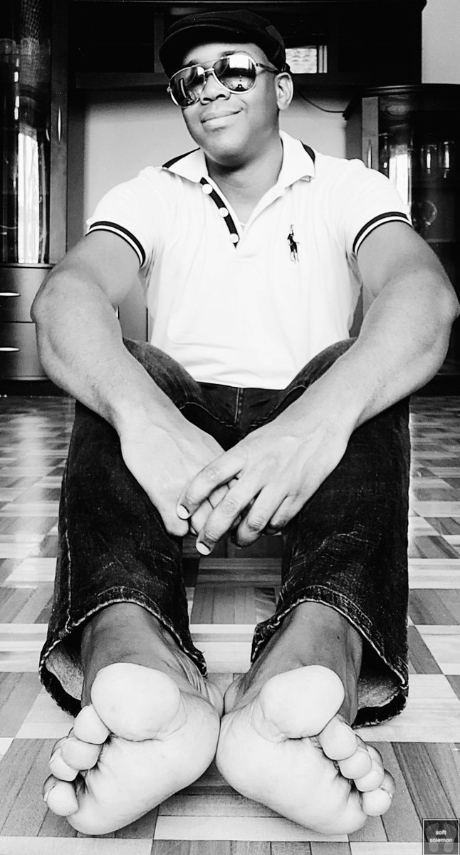 softsoleman's tweet photo. #softsoleman #malefeet #malesoles #piedsmasculins #softsoles #smoothsoles #manlysoles #soles #bigfeet #bigmalefeet #bigsoles #bigmalesoles #legendarymalefeet #legendarymalesoles #legendarysoles #plumpmalefeet #meatysoles #meatytoes #blackandwhite #noiretblanc #photography https://t.co/FP8ke9wNYi