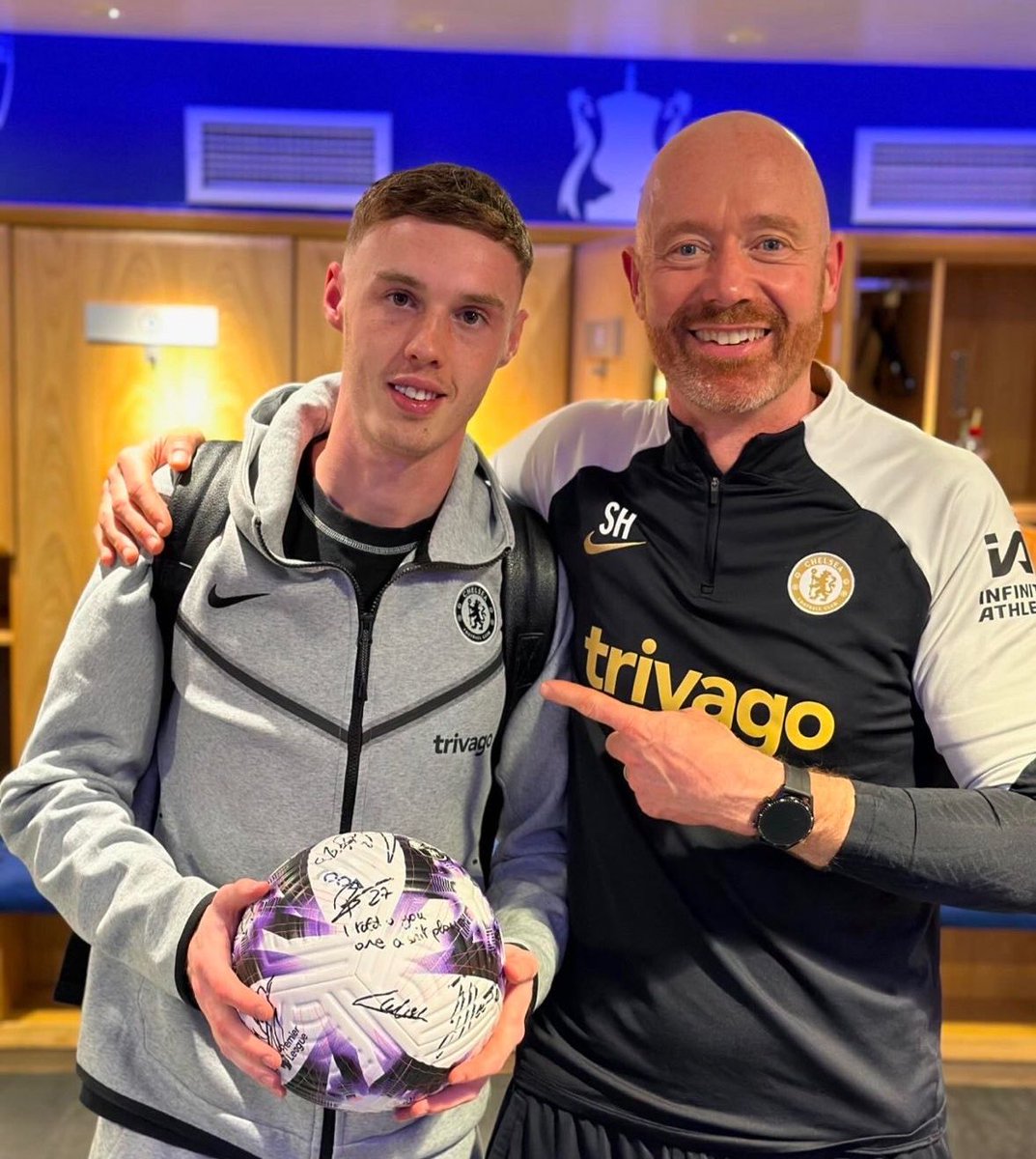 AplicableNot's tweet photo. @CFCDaily @ACMomento someone’s written i told you, you were one shit player again🤣 https://t.co/7TsWf1w7KC
