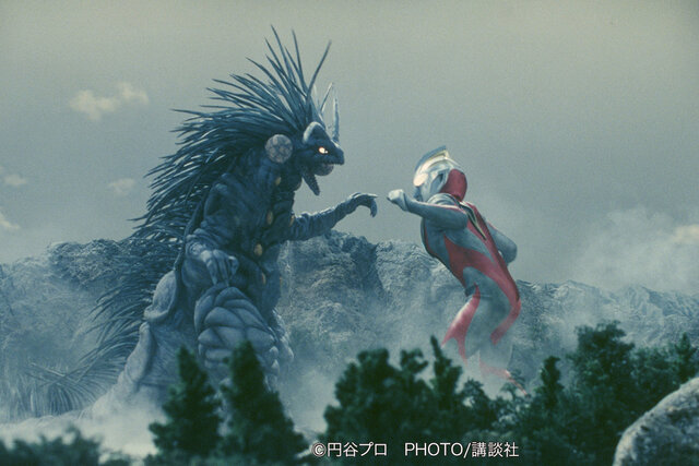こんばんは。我が手帳によりますと、明日 #４月24日 は『ウルトラマンガイア』第33話「伝説との闘い」が放送された日です。自然循環補助システム・エントの実験をするG.U.A.R.D.アメリカの前に、伝説魔獣シャザックが出現。（1999年）#ウルトラ怪獣日和

cocreco.kodansha.co.jp/telemaga/news/…