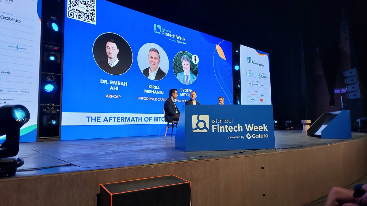 İstanbul Fintech Week 2024'te Paneller başladı. @DrEmrahAhi ve @flydefi Ana salonda #bitcoin etf ve halving hakkında konuşuyor. @istfintechweek