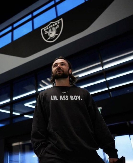 The Las Vegas Raiders Gardner Minshew came in STYLE