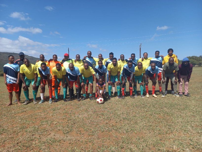 SANDF_ZA's tweet photo. READ || Joint Operational Headquarters North West || Sports Day.
https://t.co/iKpeNiziYR
Information by Captain Zwelethu Nkabinde and Photographs by Second Lieutenant M.C. Madlala.
#SANDF
#JoinOperationDivision https://t.co/4WERsL5v67