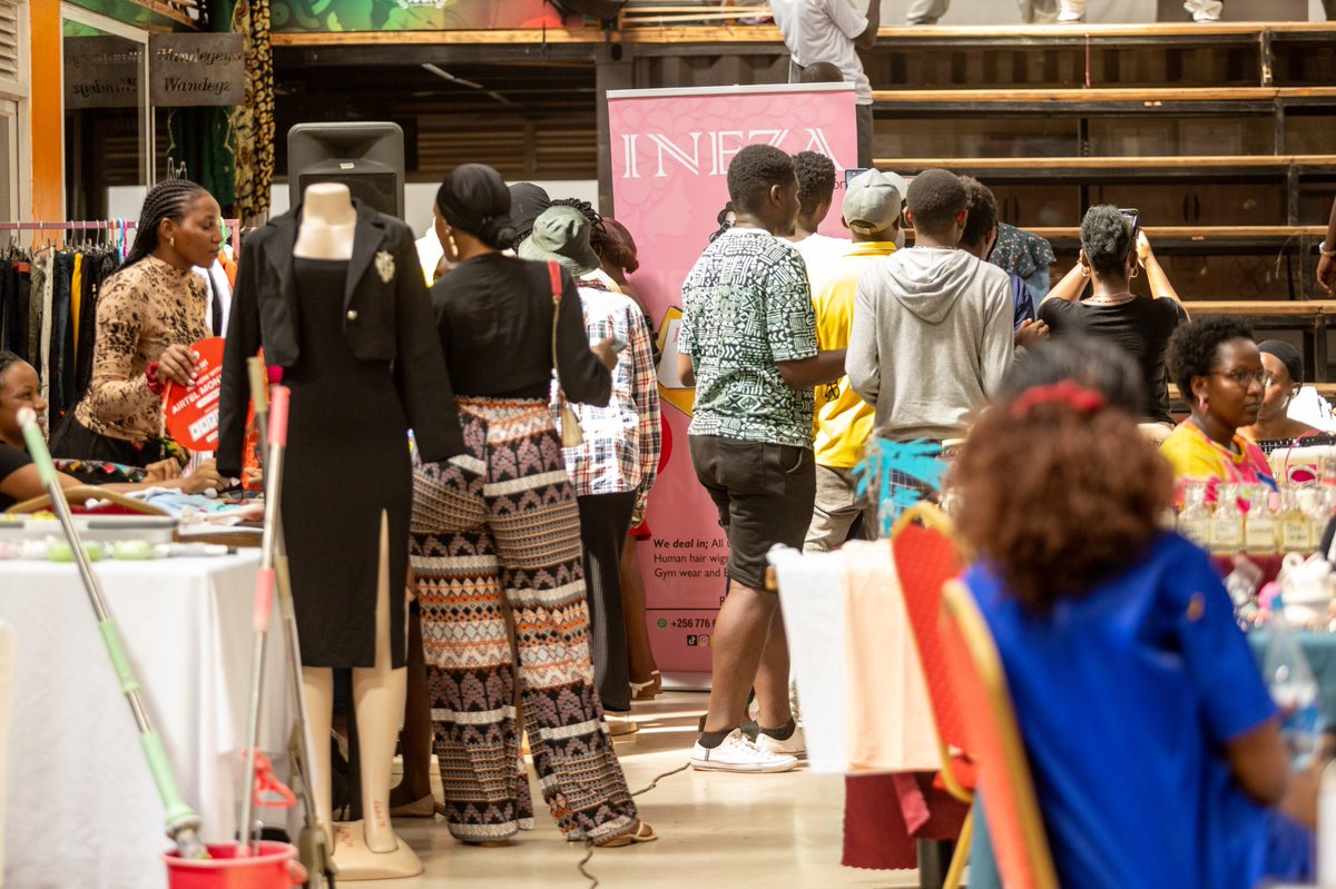 Quonnectmarket's tweet photo. Greetings😊
Qonnect market day is here lets come support our entreprenuers, and more other interesting experiences like games, food, tatoos and more..💃🏽are u  ready?🔥🔥 https://t.co/SHZ7TzRcIr