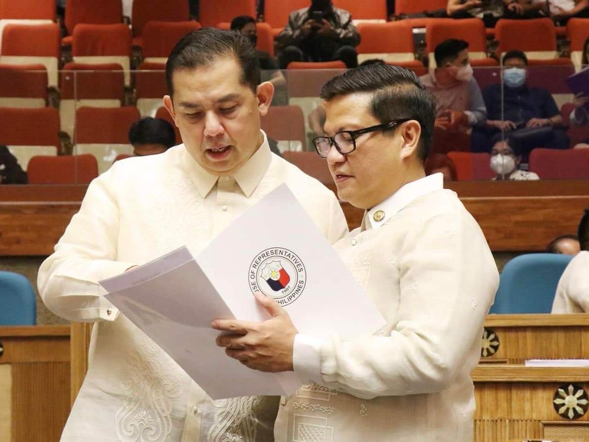 FLASH: @HouseofRepsPH to hold hearings on Duterte's #SecretDeal with China when session resumes next week. This according to a press release by Majority Leader Manuel Dalipe's (Lakas-CMD) office. Expect subpoenas to be issued to the relevant people as House leadership promises…