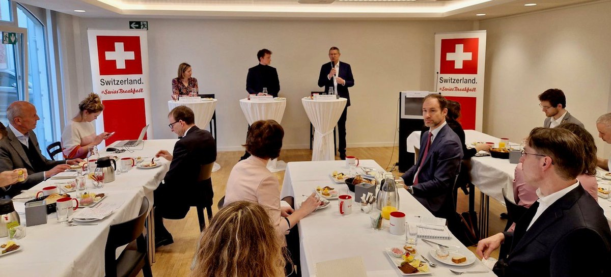SwissmissionEU's tweet photo. Alina-Stefania Ujupan, HoU #neweuropeanbauhaus @EU_ScienceHub & Dr. Peter Richner, Deputy Director @Empa_CH at today's #SwissBreakfast on the future of buildings, how to foster innovation & how buildings can effectively contribute to the #sustainability goals.
#SwissEUrelations https://t.co/k4BmwUmFUu