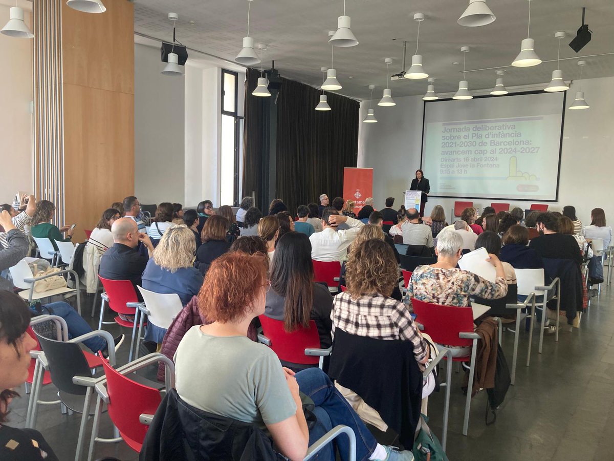 InfànciaAdolescència (@instinfancia) on Twitter photo Avui un centenar de persones estem a la Fontana a la Jornada deliberativa sobre el #PlaInfànciaBCN de <a href="/bcn_ajuntament/">Ajuntament de Barcelona</a>.
L’objectiu: una trobada de debat i reflexió estratègica per contribuir a la seva actualització en el període 2024-2027. Avui un centenar de persones estem a la Fontana a la Jornada deliberativa sobre el #PlaInfànciaBCN de <a href="/bcn_ajuntament/">Ajuntament de Barcelona</a>.
L’objectiu: una trobada de debat i reflexió estratègica per contribuir a la seva actualització en el període 2024-2027.
