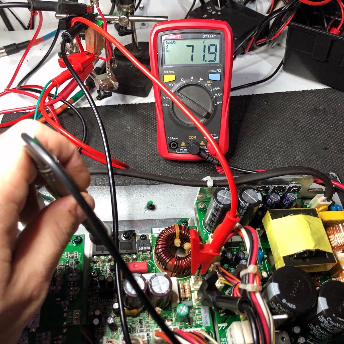 RumbleRepairs's tweet photo. A @wharfedalehifi #Subwoofer (#BassBin), with a blown #amplifier board. Unluckily it took the speaker out with it. Currently working with Wharfedale #audio #Engineers to replace the damaged parts, and Iβm also looking for a 15β #subwoofer #speaker. PM if you can help βοΈ https://t.co/QXw7IYJs1w