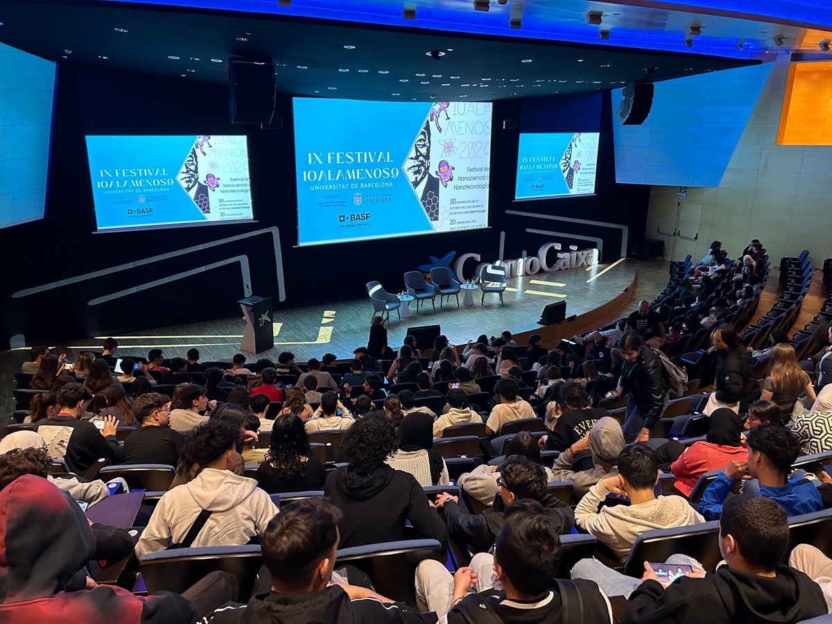 CCiTUBDivulga's tweet image. El festival #10alamenos9 se celebra conjuntament a 15 països diferents.

Amb l'auditori @CosmoCaixa_CAT ple de gom a gom, iniciem la jornada d'activitats dels #CCiTUB a Barcelona. 

Consulteu-les aquí!👇
ccit.ub.edu/CA/docs/act202…