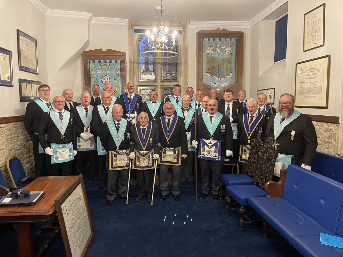 Last night also Marked the raising of Bro Swinden to the sublime degree in our final meeting of the season. This marked our last meeting at Corsham and with to thank Corsham for their hospitality, opening their arms to our lodge in a time of need. #Freemasonry @wiltspgl
